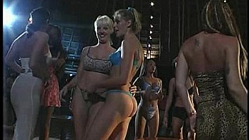 Vanessa Blue, Nicole Sheridan and Sydney Steele in lesbian orgy